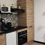 **studio Holidays** Centre 20 M2 * Châlons-en-Champagne