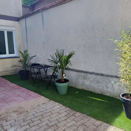 **studio Holidays** Centre 20 M2