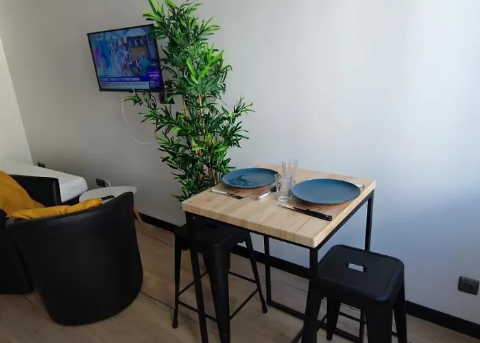 **studio Holidays** Centre 20 M2 Châlons-en-Champagne